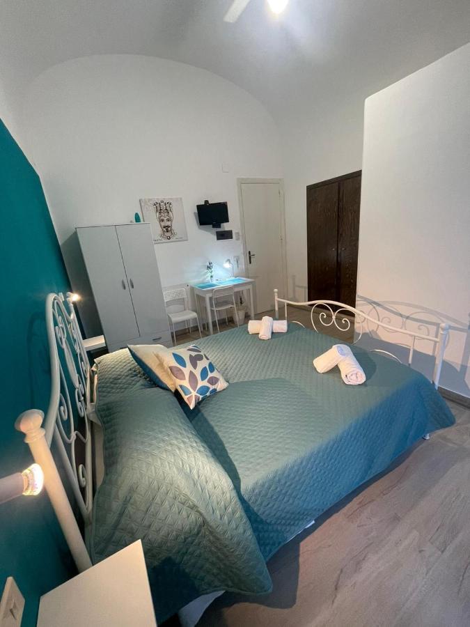 Maqueda Rooms ปาแลร์โม ภายนอก รูปภาพ