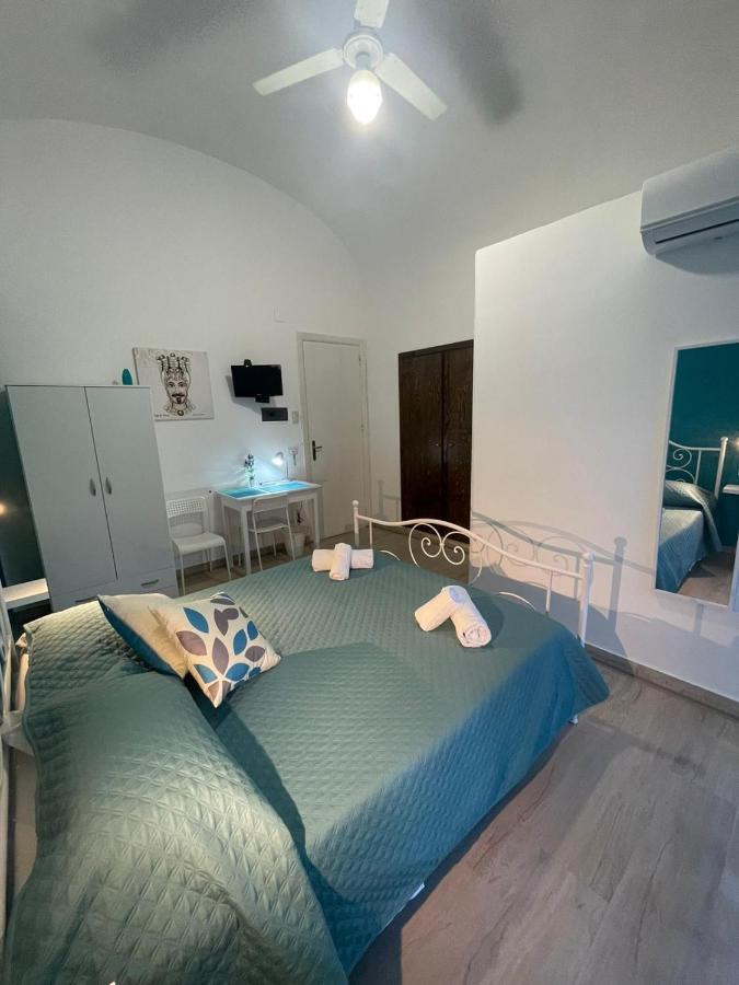 Maqueda Rooms ปาแลร์โม ภายนอก รูปภาพ