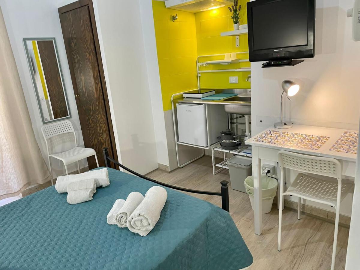 Maqueda Rooms ปาแลร์โม ภายนอก รูปภาพ
